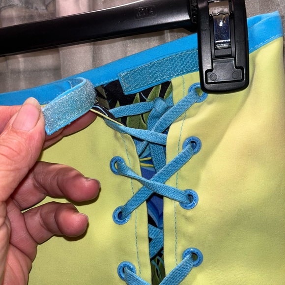 BILLABONG Women’s Reversible Tropical Print Skirt. Sz Waist 32. - Picture 7 of 7